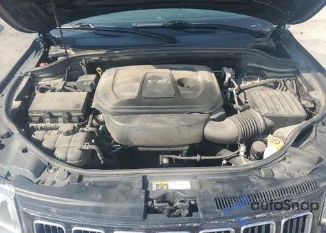 2016 Jeep Grand Cherokee Laredo из США, поврежденный, VIN 1C4RJFAG2GC462314